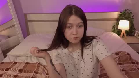 Molly online show from February 28, 10:14 am