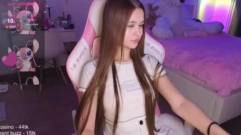 Molly online show from October 31, 2:57 am