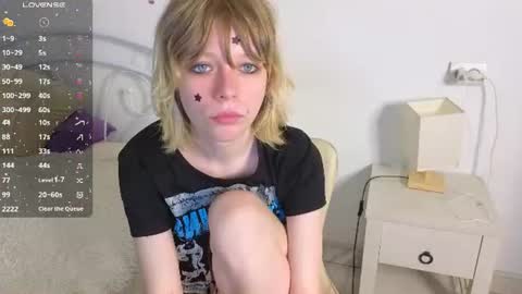 mollysally online show from June 16, 4:13 am