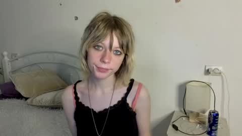 mollysally online show from June 8, 4:24 am