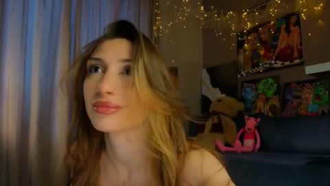 Molly online show from February 12, 1:46 pm