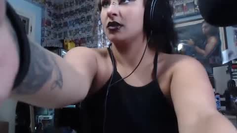 Mommy bubbles online show from February 13, 7:31 pm