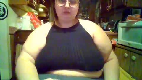 MommaLexxie online show from August 8, 3:25 am