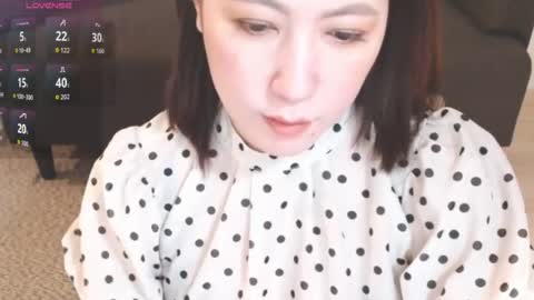 Momo online show from June 12, 1:08 pm