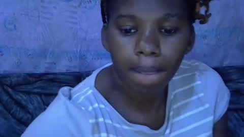 momsdoll online show from January 7, 6:06 am