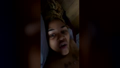 monaemonroe25 online show from February 18, 3:22 pm