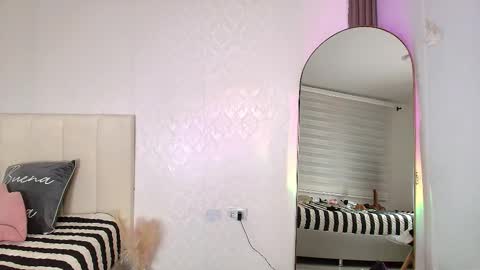 Kiim online show from November 1, 7:07 pm