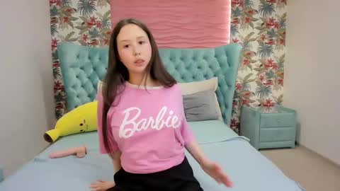 Monica online show from November 27, 3:59 pm