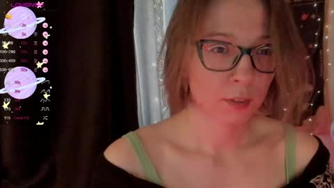Roxy online show from June 8, 6:52 pm