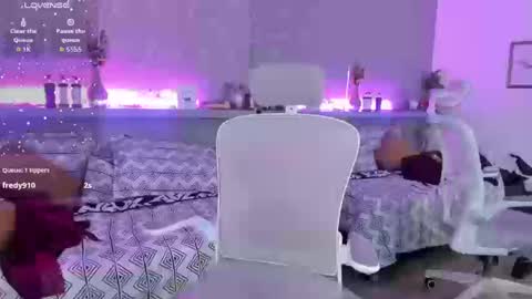 Sarah online show from September 26, 1:03 am