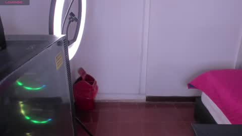 Luna  online show from February 15, 6:55 pm