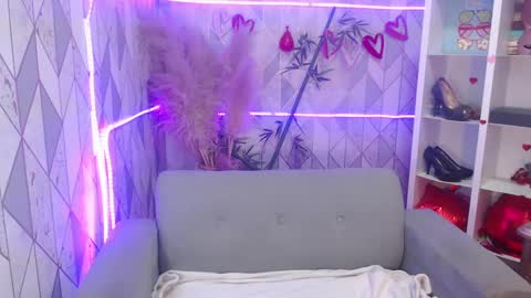 Charlotte online show from September 19, 8:52 pm