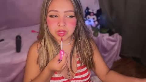 moonxxvelvet online show from February 26, 7:35 pm