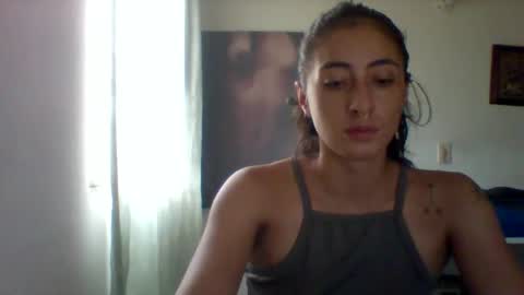 moritha2397 online show from April 5, 6:51 pm