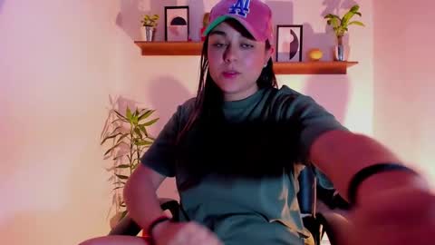 Laura online show from January 24, 4:16 am