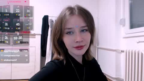 ms_christiana online show from March 4, 12:39 am