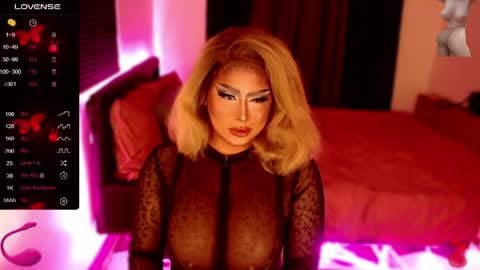 Samantha online show from March 25, 2:31 pm