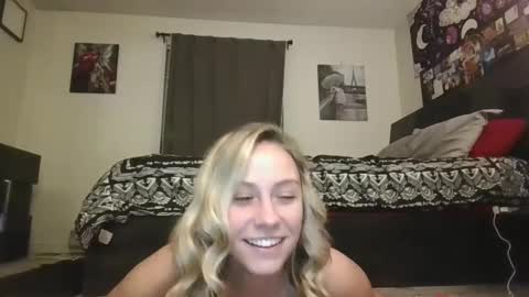 msmariesummers online show from February 17, 11:00 pm