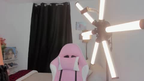 HEY GUYS IF YOU LIKE SEXY SHOW YOU ARE IN THE CORRECT PLACE CU WENESDAY PVT OPEN   TRANSMISSION TIME 5 PM - 10 PM COLOMBIA online show from February 13, 1:51 am