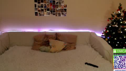 Mira online show from December 28, 2:10 pm