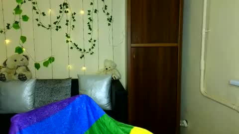 Jeneva online show from April 3, 5:22 pm