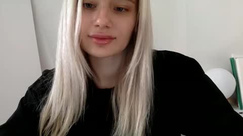 musescorner online show from May 27, 2:36 pm