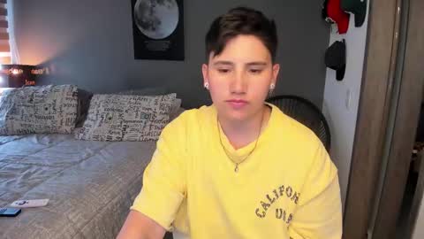 VALENTINA Luna  online show from March 29, 9:47 pm