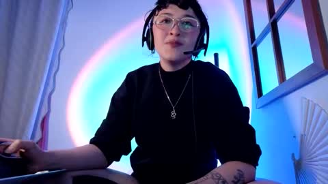 Mx. Anouk Divine online show from January 12, 1:33 am