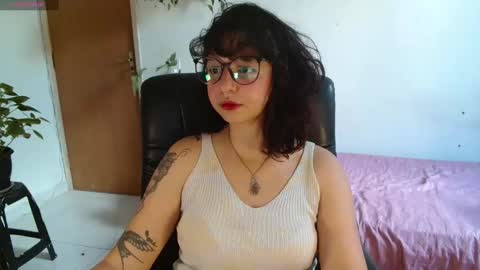 myamillor online show from October 29, 11:25 am