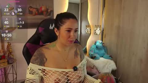 S A R A online show from September 25, 12:04 pm