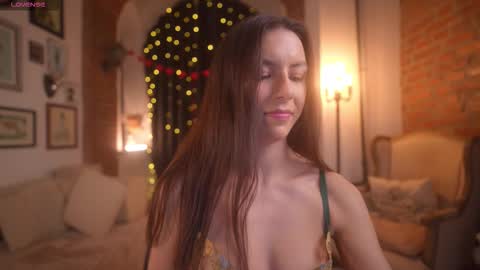 Kate or KT online show from February 17, 2:33 am