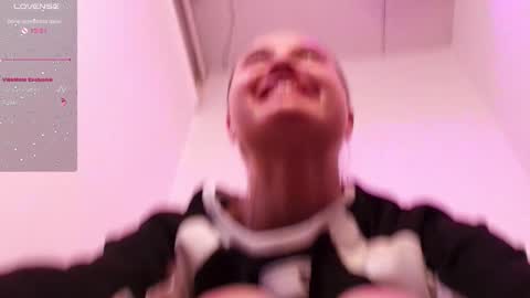 Eva  online show from December 6, 8:15 am