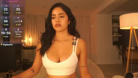 Nova online show from October 14, 6:43 pm