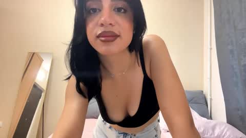 Leya online show from June 6, 1:28 pm