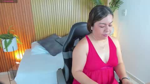 N A H I A online show from February 24, 12:37 pm