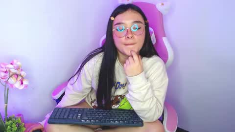  Nahia  online show from April 30, 8:57 pm