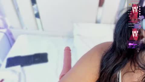 Nahomy Roberts online show from November 20, 1:34 pm