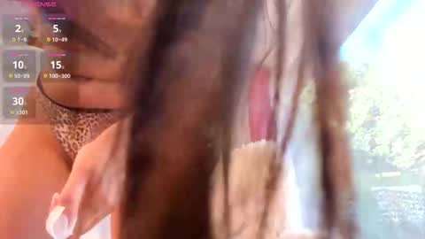 Naila online show from October 31, 7:56 am