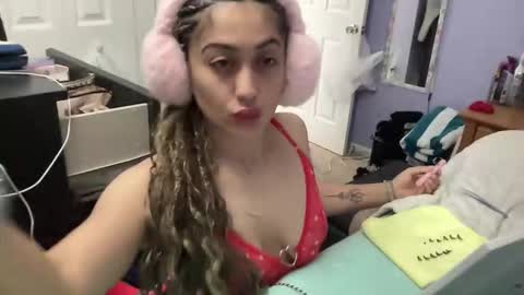 Nalani online show from February 1, 1:26 am