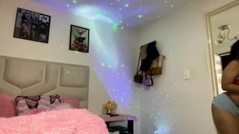 NamiThompson online show from September 17, 11:58 pm