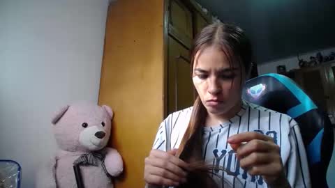 nanna yoshi online show from February 10, 9:07 pm