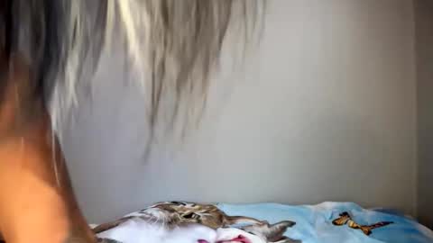 Nanneypooh online show from April 1, 12:44 am