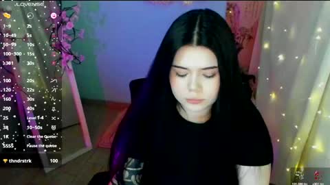 Naomi online show from May 18, 6:19 am