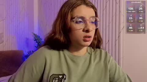 Naomy  online show from March 6, 3:45 am