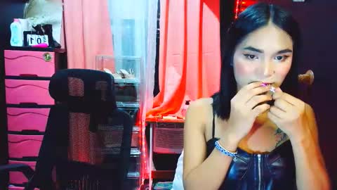 nashdiam online show from February 3, 9:47 am