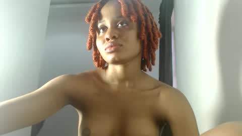 ella online show from February 7, 7:23 am