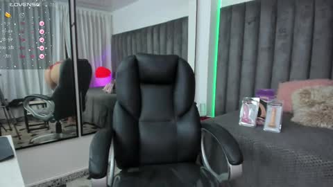 Nathalia online show from February 21, 6:15 pm