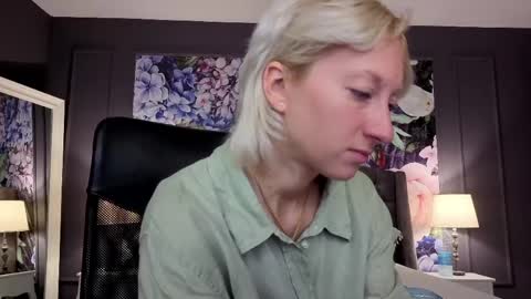 Natalie online show from May 31, 7:58 am