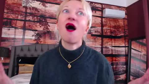 Natalie online show from March 2, 6:03 am