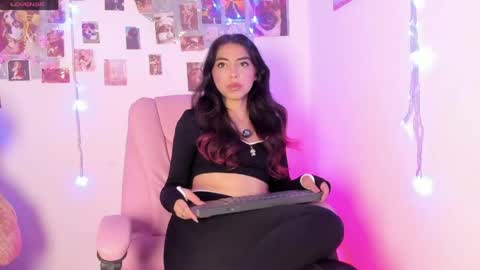       online show from April 14, 4:56 am